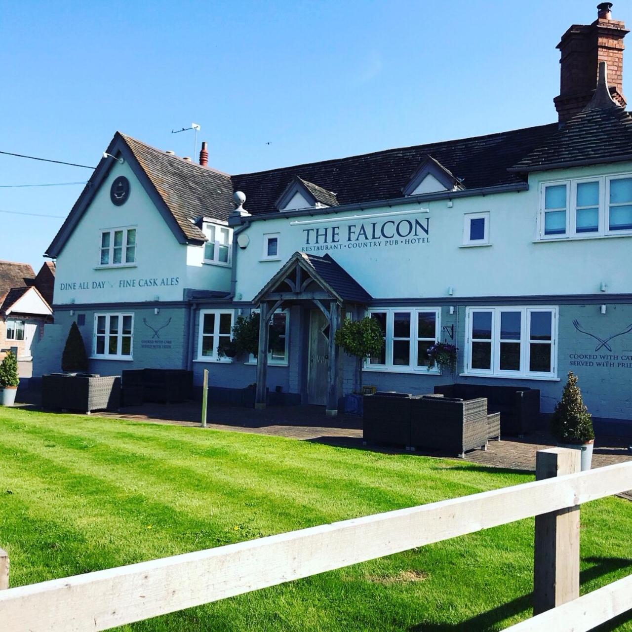 The Falcon At Hatton Bagian luar foto