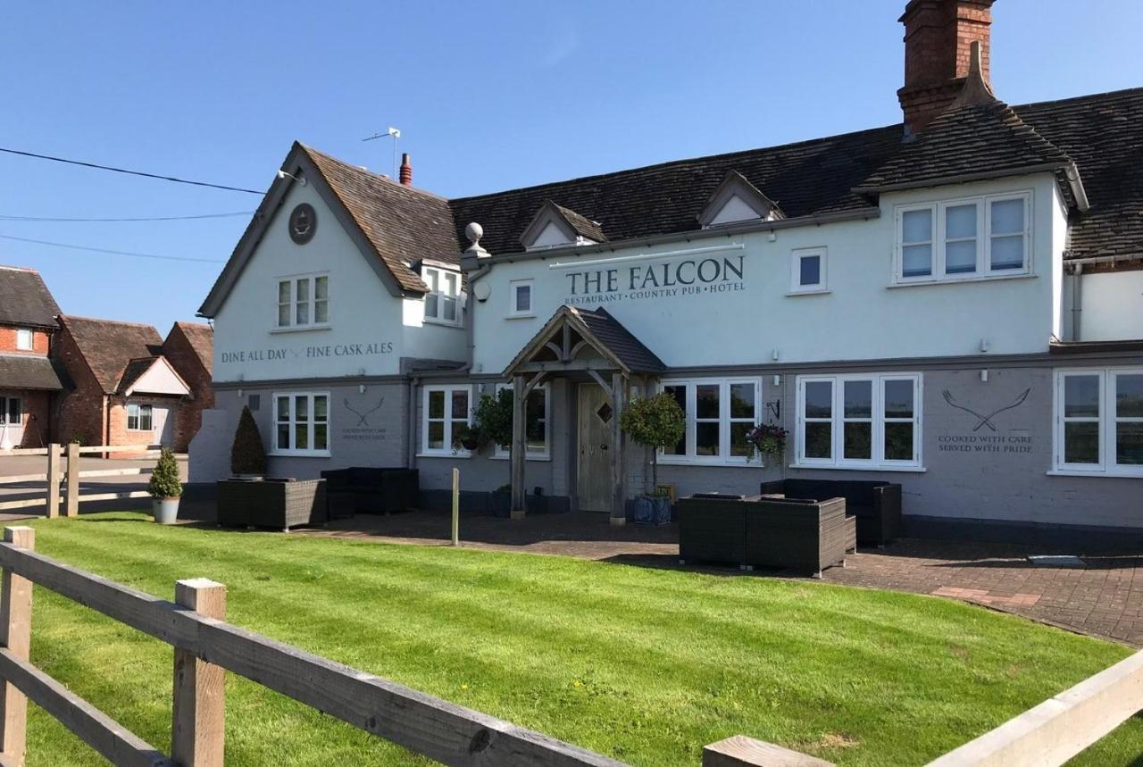 The Falcon At Hatton Bagian luar foto